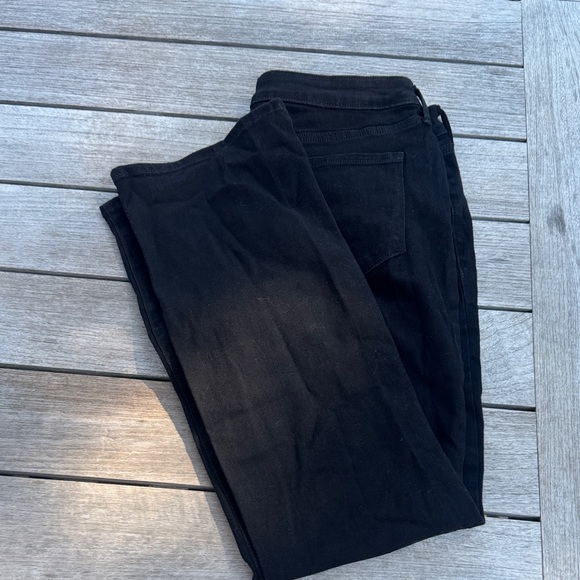 Old Navy Women's Boot Cut Black Jeans - Picture 3 of 3